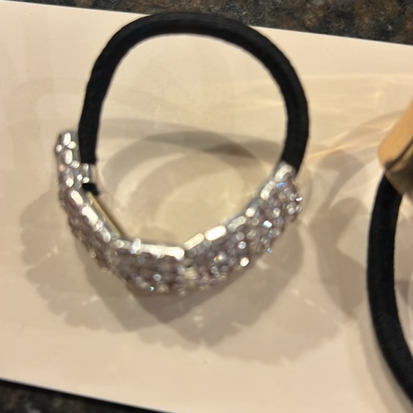 Lot of Ponytail Holders Silver Gold Tone - Picture 3 of 4